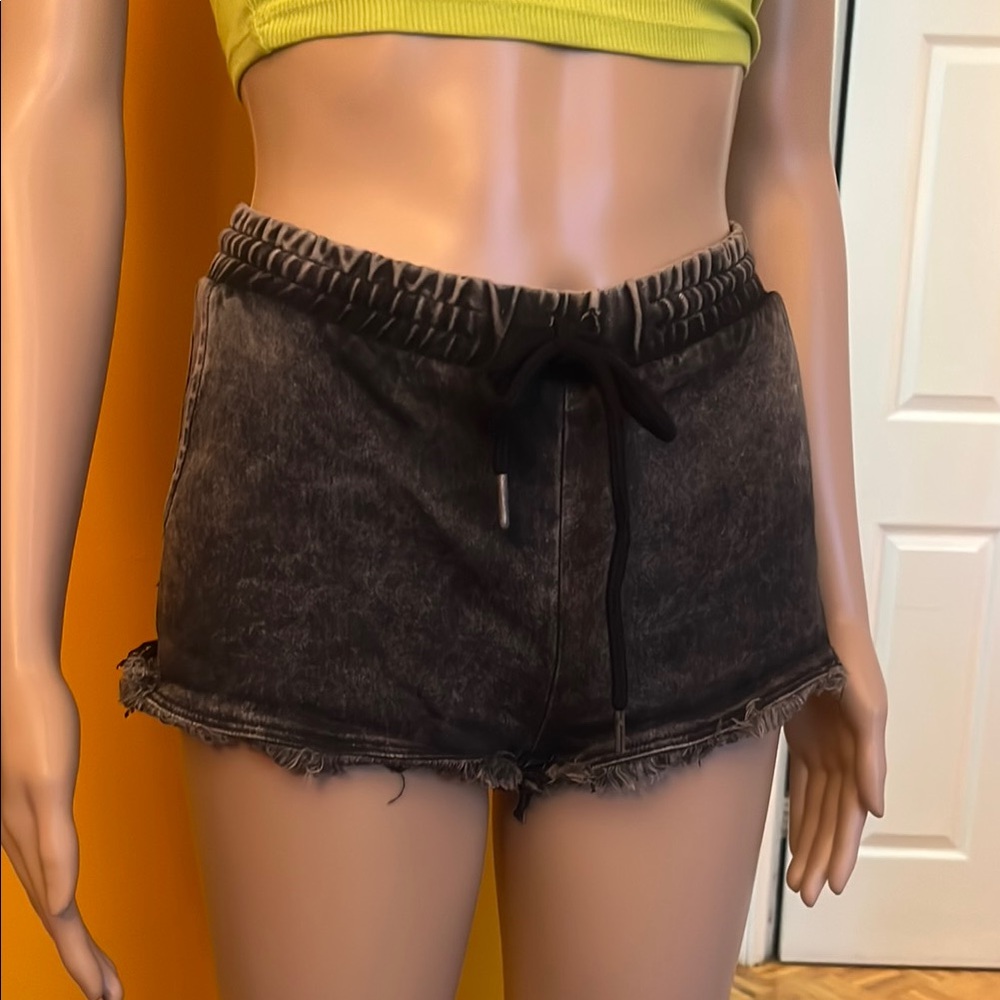 Superdry Distressed Shorts in acid wash black - size 26